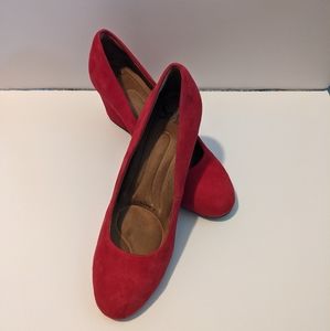 Sofft Red Block Heel Suede Pumps - Size 8.5